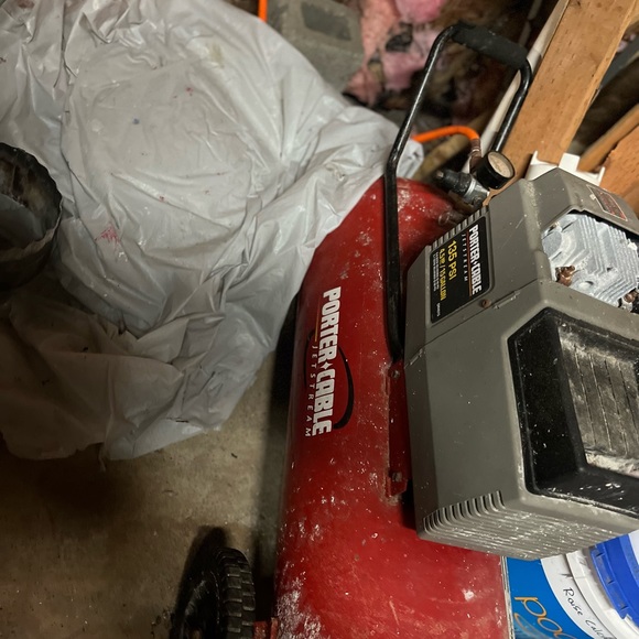 Heavy duty and a Great air compressor. - Picture 5 of 5